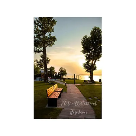 아파트 Platan Waterfront